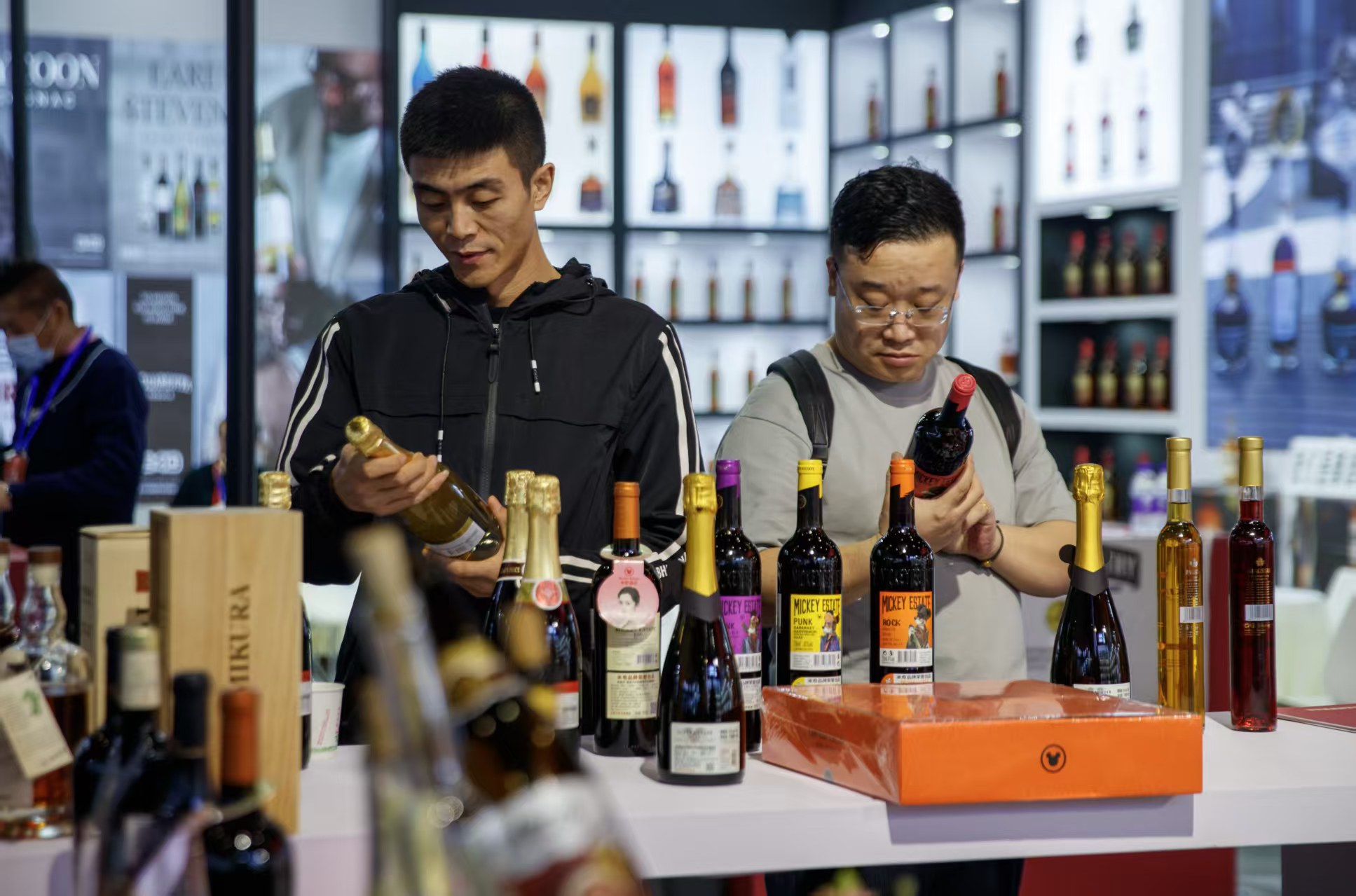 从“品鉴”到“签约”：2026南京糖酒会葡萄酒烈酒参展实战—选位、谈判与市场落地三步法